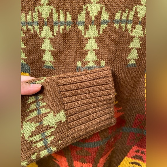 Aztec Sweater - Picture 3 of 6